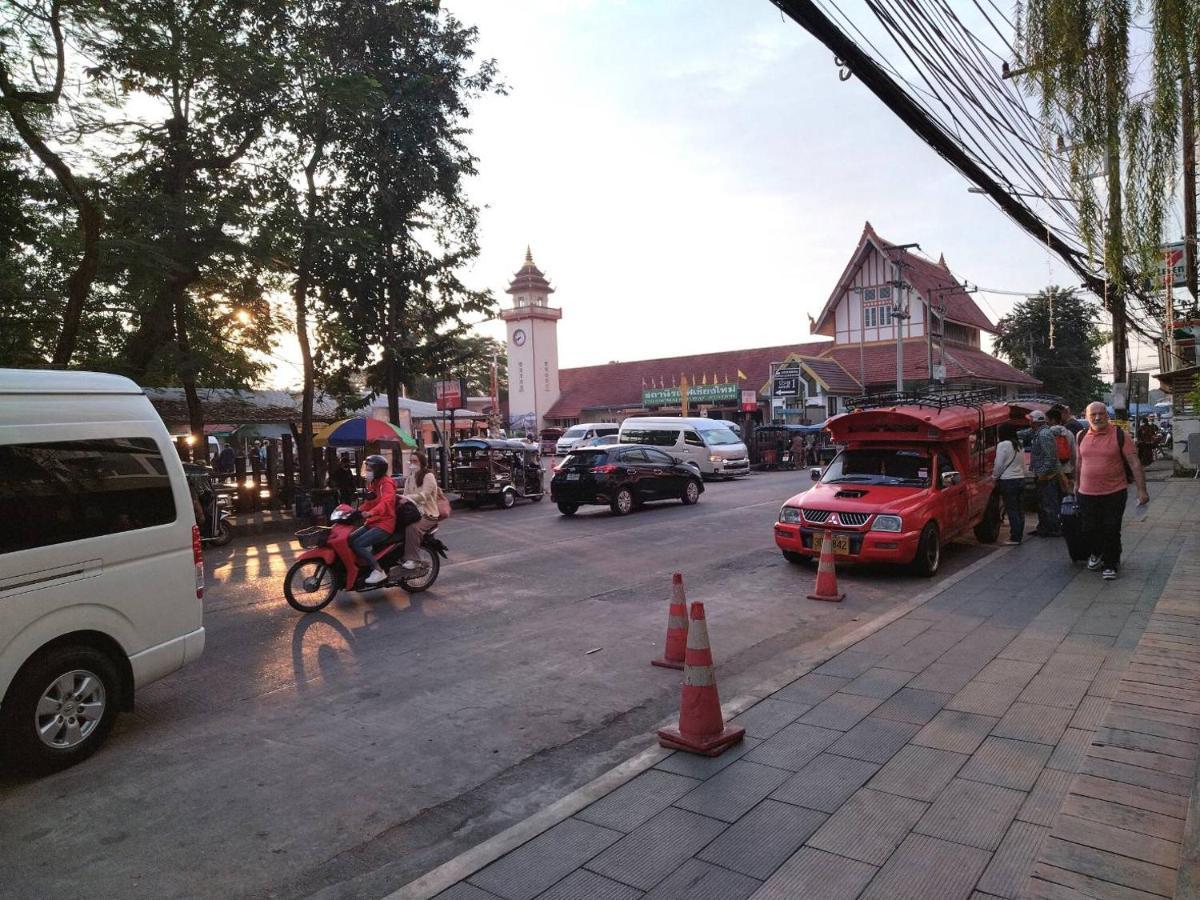 7 Pool Condo Opposite The Train Station Near Old City And Nimman Chiang Mai Extérieur photo